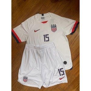 USA National Women’s Soccer Team Rapinoe Set- L/XL